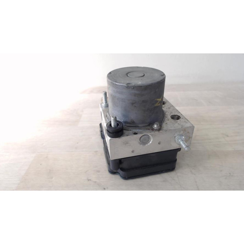 Bloc ABS (freins anti-blocage) RENAULT KANGOO 2 PHASE 2 d’occasion