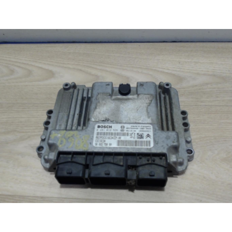 Calculateur moteur PEUGEOT 206+ d’occasion