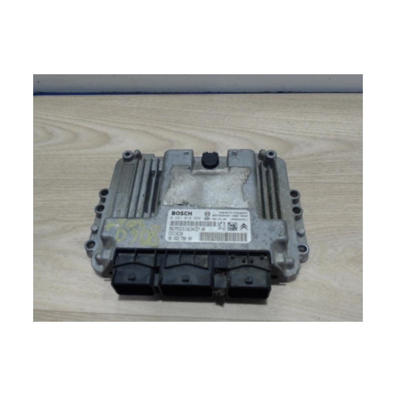 Calculateur moteur PEUGEOT 206+ d’occasion