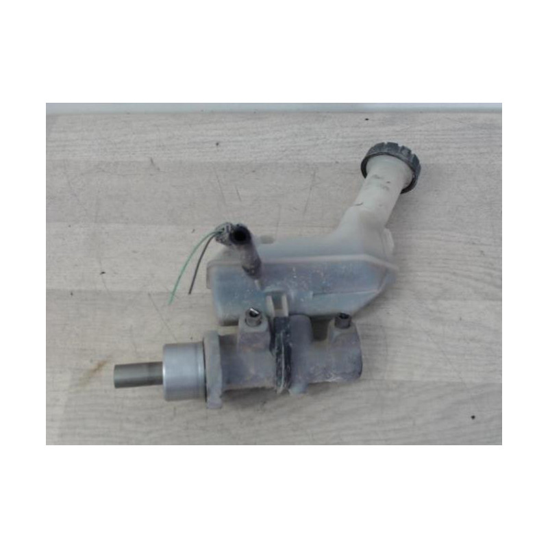 Maitre cylindre (freinage) RENAULT CLIO 3 PHASE 2 d’occasion