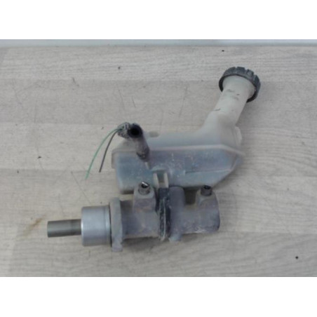 Maitre cylindre (freinage) RENAULT CLIO 3 PHASE 2 d’occasion