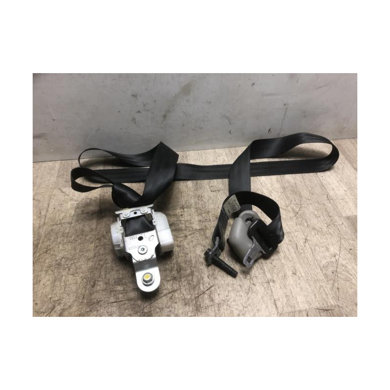Ceinture arriere gauche NISSAN NAVARA 1 PHASE 1 d’occasion