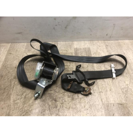 Ceinture arriere centrale NISSAN NAVARA 1 PHASE 1 d’occasion