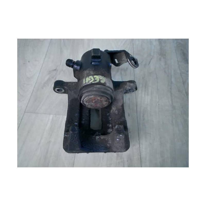Etrier avant gauche (freinage) VOLKSWAGEN GOLF 4 d’occasion