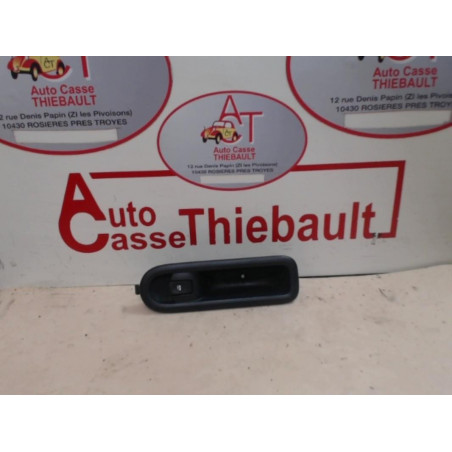 Interrupteur de leve vitre avant droit RENAULT CLIO III PHASE 2 d’occasion