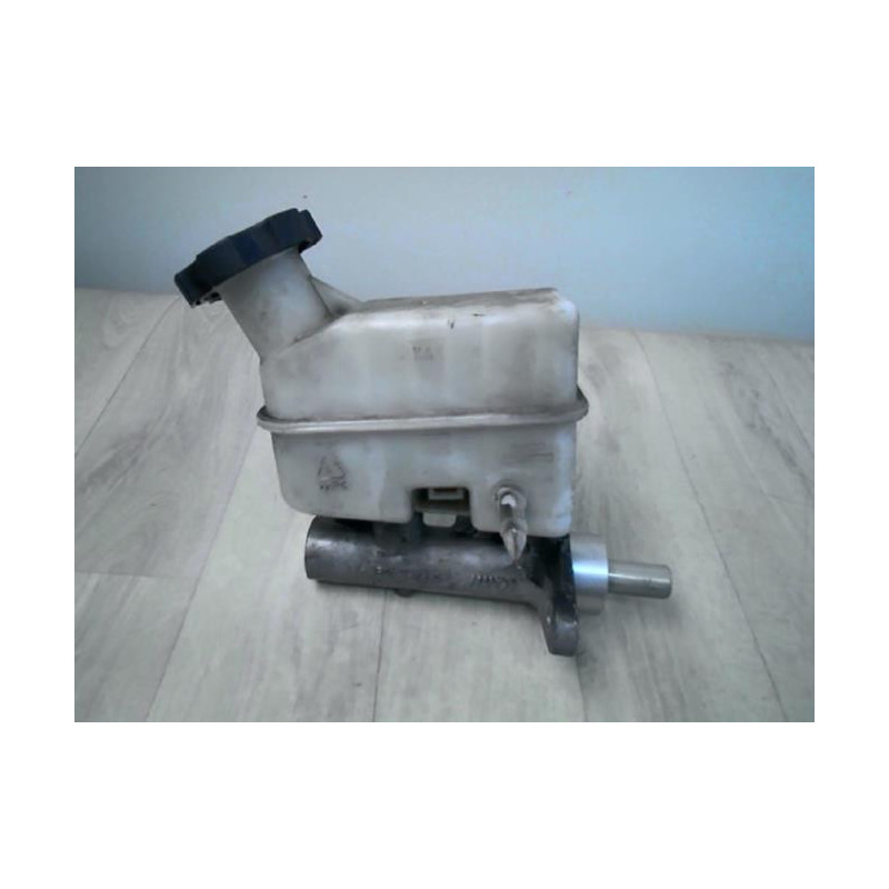 Maitre cylindre (freinage) RENAULT CLIO 5 d’occasion