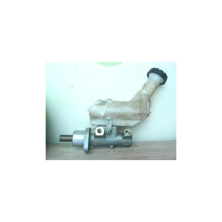 Maitre cylindre (freinage) RENAULT CLIO 3 PHASE 1 d’occasion