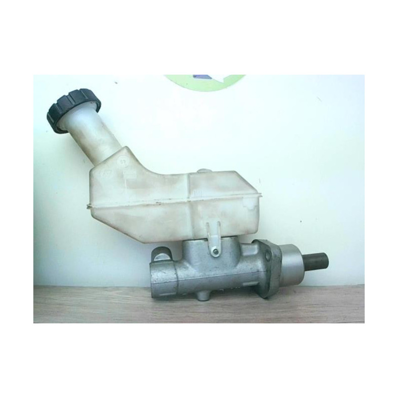 Maitre cylindre (freinage) RENAULT CLIO 3 PHASE 1 d’occasion