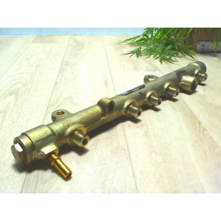 Rampe injection RENAULT MEGANE 2 PHASE 2 d’occasion