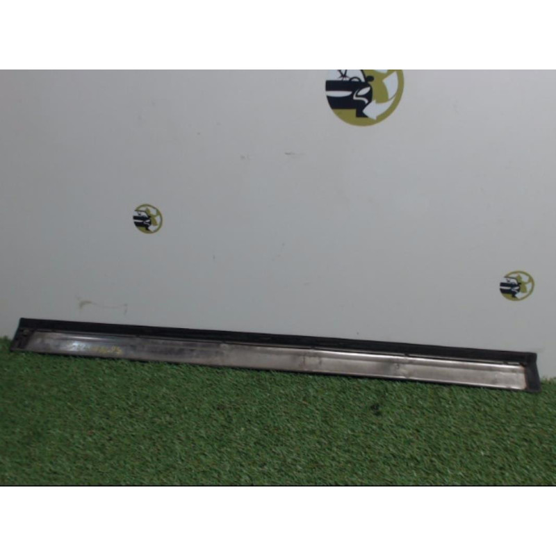 Baguette de porte avant gauche RENAULT R21 PHASE 2 d’occasion