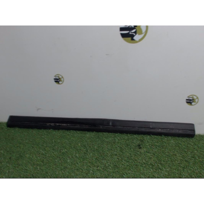 Baguette de porte avant droite RENAULT R21 PHASE 2 d’occasion