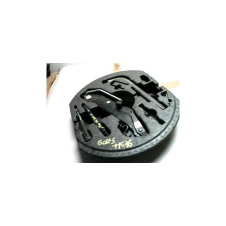 Cric (Ensemble depannage) VOLKSWAGEN GOLF 5 d’occasion