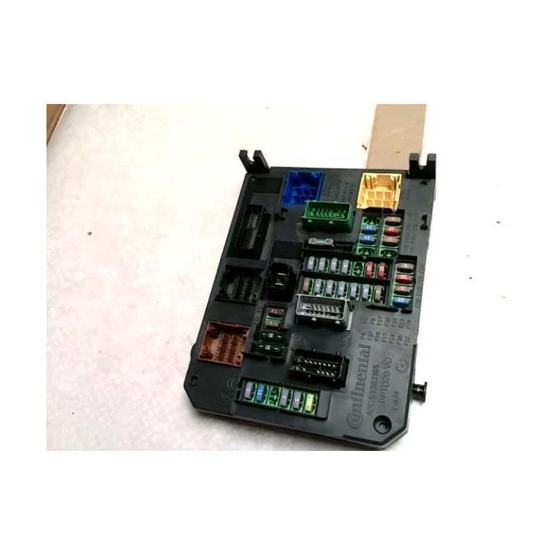 Porte fusible CITROEN C4 2 PHASE 1 d’occasion