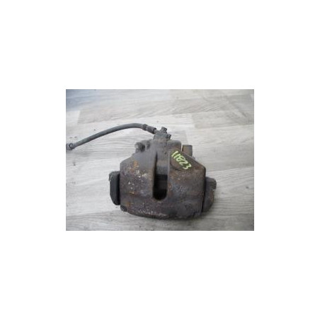 Etrier avant gauche (freinage) VOLKSWAGEN PASSAT 5 d’occasion