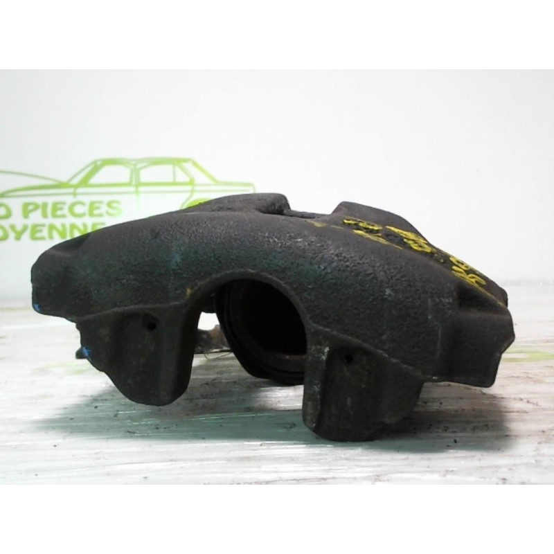 Etrier avant gauche (freinage) VOLKSWAGEN PASSAT 4 PHASE 1 d’occasion