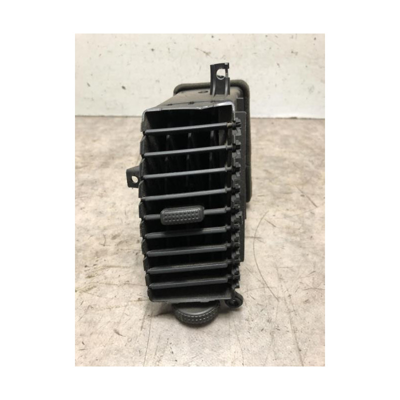 Aerateur tableau de bord NISSAN NAVARA 1 PHASE 1 d’occasion