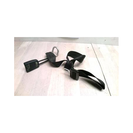 Attache ceinture arriere gauche VOLKSWAGEN GOLF d’occasion