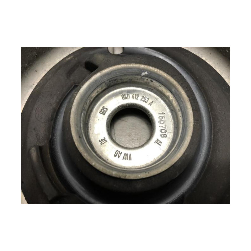Bras de suspension superieur avant gauche AUDI A4 3 AVANT PHASE 1 BREAK d’occasion