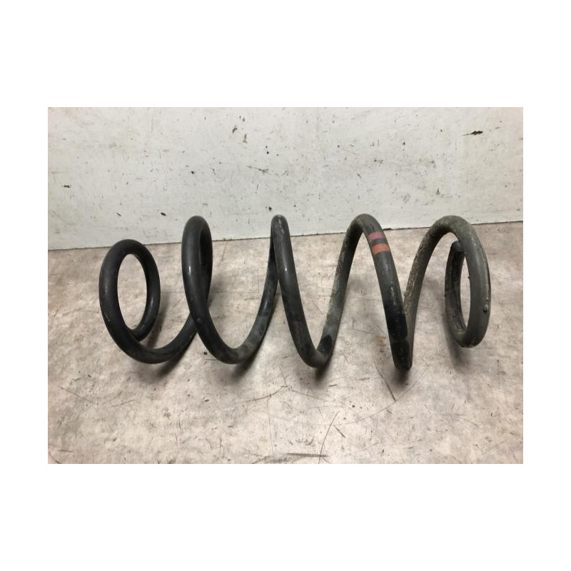 Ressort de suspension avant gauche AUDI A4 3 AVANT PHASE 1 BREAK d’occasion