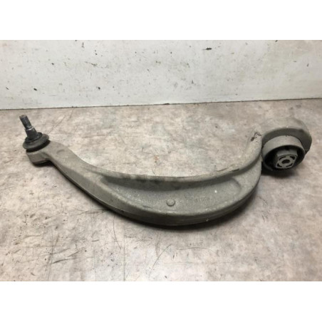 Bras de suspension superieur avant gauche AUDI A4 3 AVANT PHASE 1 BREAK d’occasion