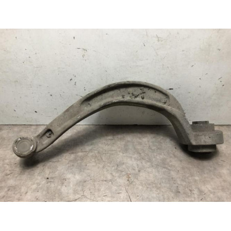 Bras de suspension superieur avant gauche AUDI A4 3 AVANT PHASE 1 BREAK d’occasion