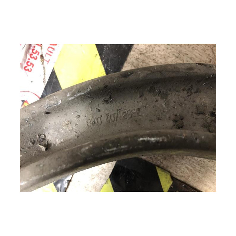 Bras de suspension superieur avant gauche AUDI A4 3 AVANT PHASE 1 BREAK d’occasion
