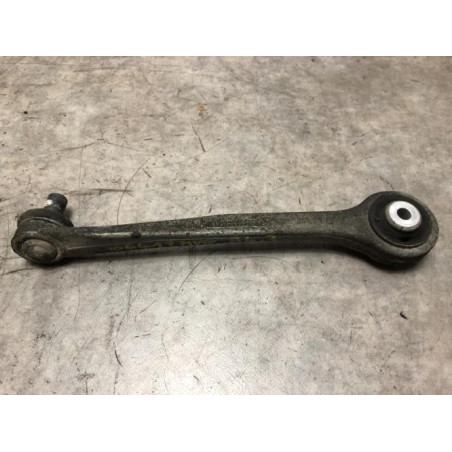 Bras de suspension superieur avant gauche AUDI A4 3 AVANT PHASE 1 BREAK d’occasion
