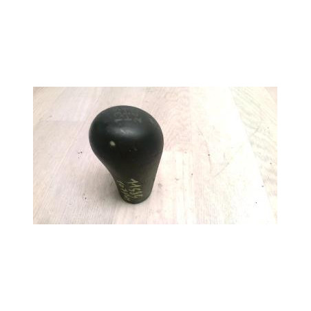 Pommeau de vitesses PEUGEOT 107 PHASE 2 d’occasion