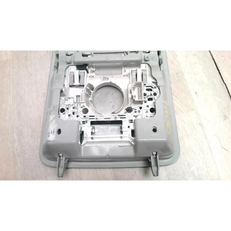 Eclairage de plafonnier VOLKSWAGEN GOLF 5 d’occasion