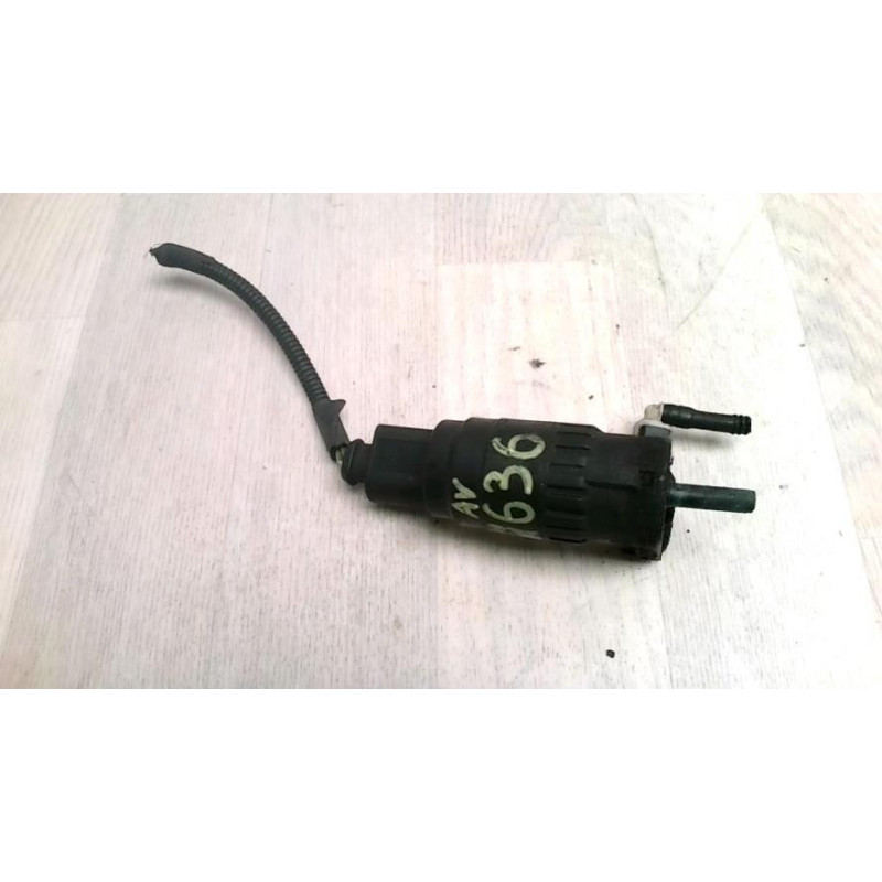 Pompe lave glace avant VOLKSWAGEN GOLF 5 d’occasion