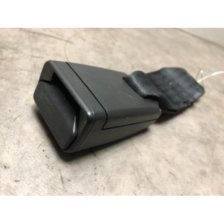 Attache ceinture arriere centrale DACIA SANDERO 2 PHASE 1 d’occasion