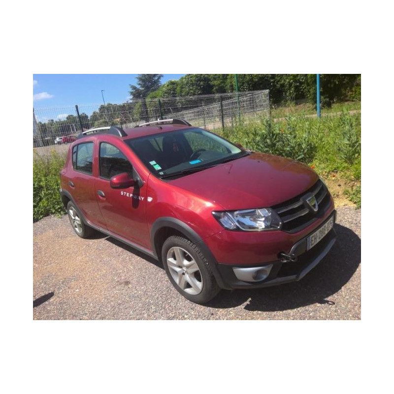 Attache ceinture arriere centrale DACIA SANDERO 2 PHASE 1 d’occasion