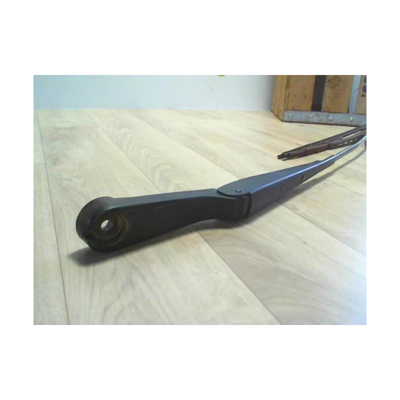 Bras essuie glace avant gauche LAND ROVER FREELANDER 1 PHASE 1 d’occasion