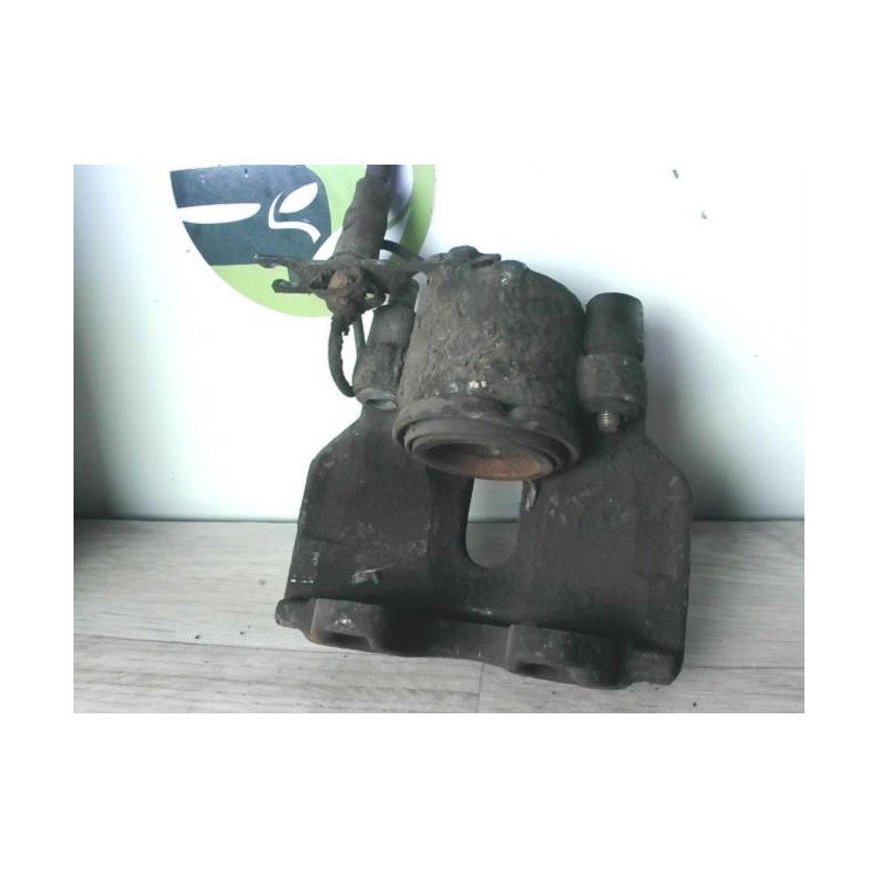 Etrier avant gauche (freinage) VOLKSWAGEN PASSAT 4 PHASE 2 d’occasion