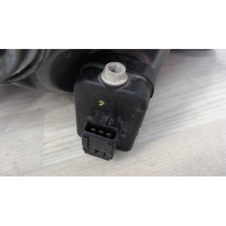 Optique avant principal gauche (feux)(phare) TOYOTA YARIS 1 PHASE 2 d’occasion