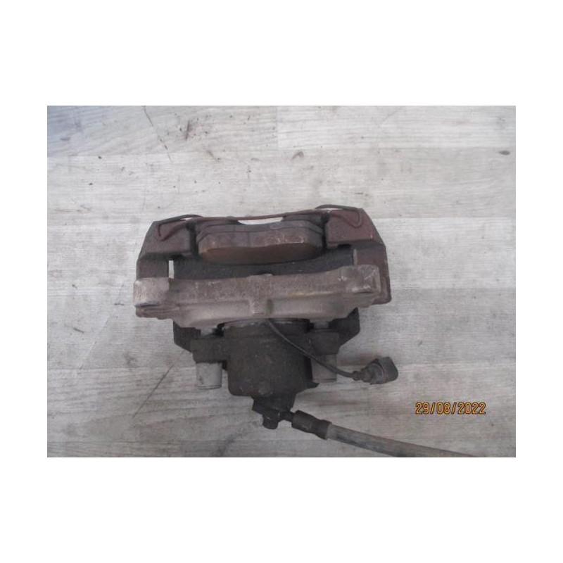 Etrier avant gauche (freinage) VOLKSWAGEN PASSAT 5 d’occasion