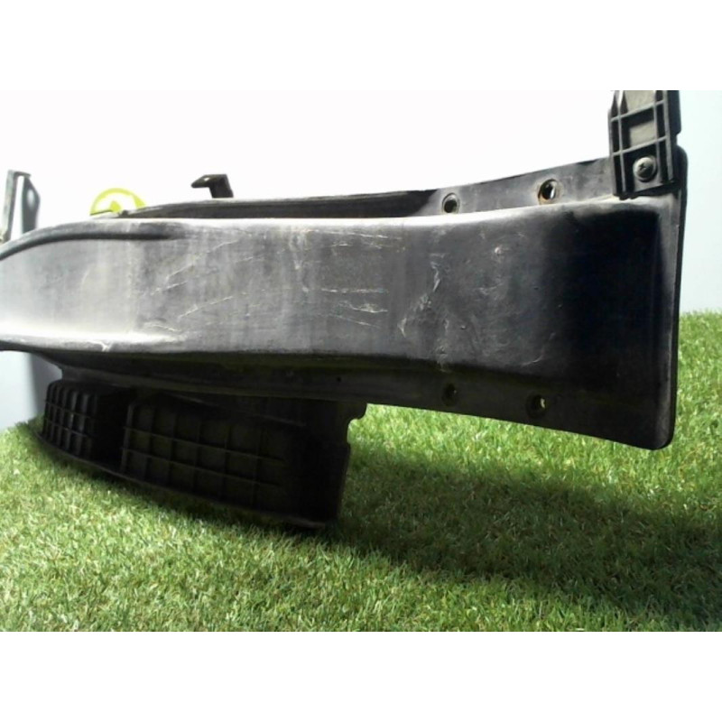 Renfort pare choc arriere (traverse) HYUNDAI COUPE 2 PHASE 1 d’occasion