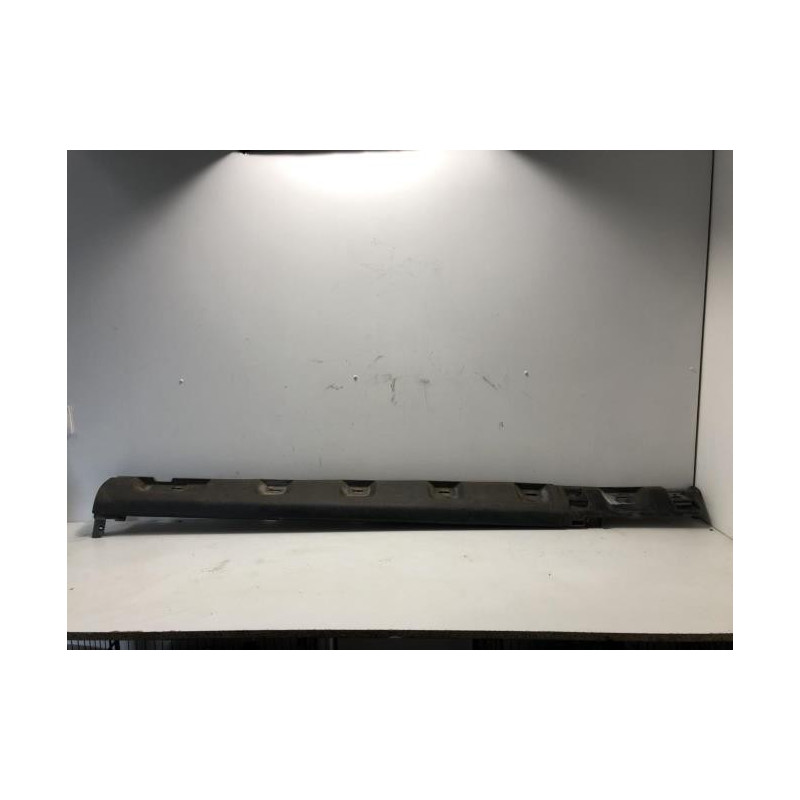 Bas de caisse droit DACIA SANDERO 2 PHASE 1 d’occasion