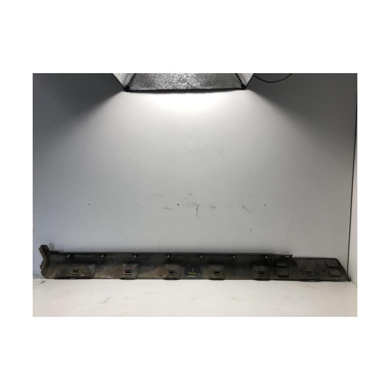 Bas de caisse droit DACIA SANDERO 2 PHASE 1 d’occasion