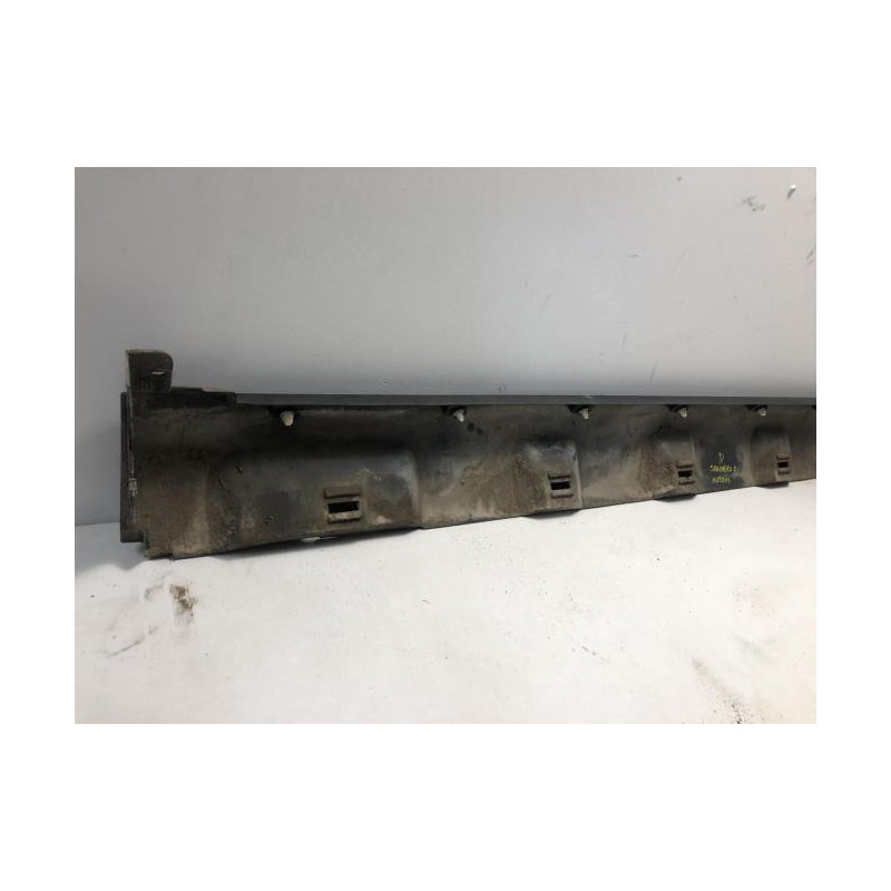 Bas de caisse droit DACIA SANDERO 2 PHASE 1 d’occasion