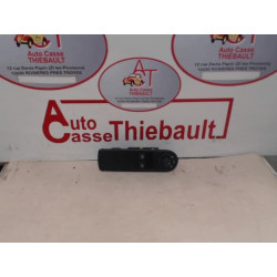 Interrupteur de leve vitre avant gauche RENAULT CLIO IV d’occasion
