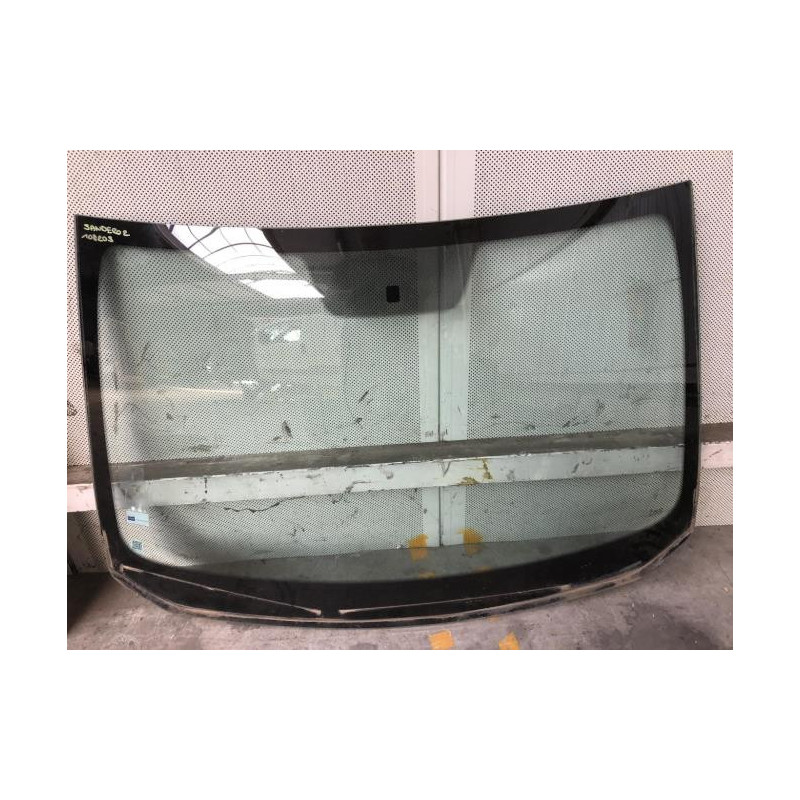 Pare brise DACIA SANDERO 2 PHASE 1 d’occasion