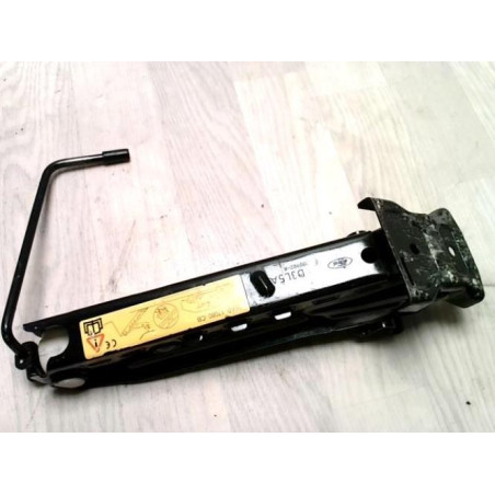 Cric FORD FOCUS 1 d’occasion