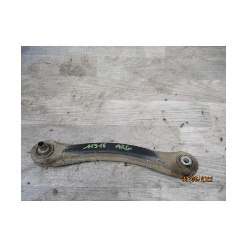 Bras de suspension arriere gauche MERCEDES 190 W201 PHASE 1 d’occasion