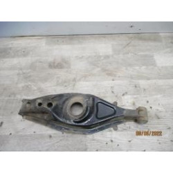 Bras de suspension arriere gauche MERCEDES 190 W201 PHASE 1 d’occasion