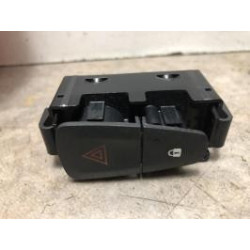 Bouton de warning DACIA SANDERO 2 PHASE 1 d’occasion