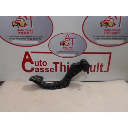 Pedalier d'embrayage VOLKSWAGEN POLO 4 PH2 HAYON (9N1/2/3) TDI d’occasion