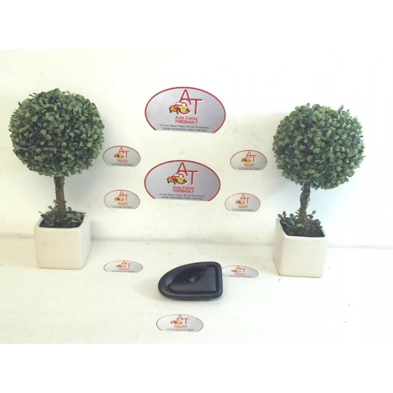 Poignee interieur avant droit RENAULT MASTER d’occasion