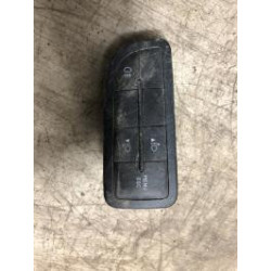 Commande de reglage hauteur de phare PEUGEOT BIPPER d’occasion