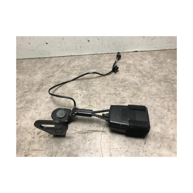 Attache ceinture arriere gauche PEUGEOT 5008 1 PHASE 1 d’occasion